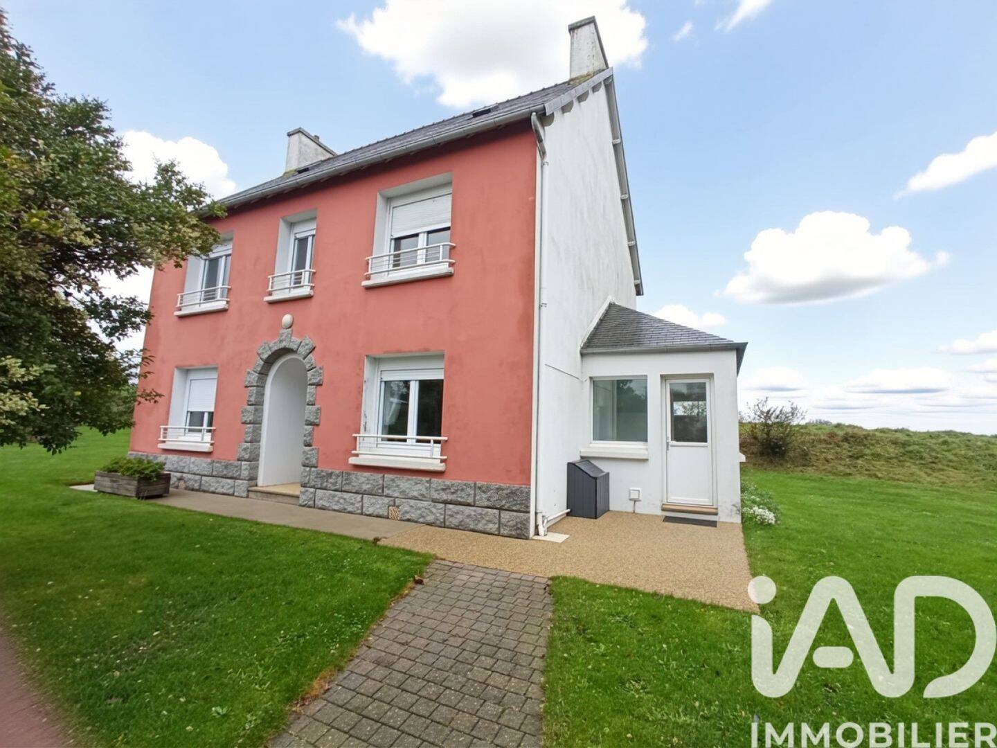 Maison à vendre, 114m², PLOUNEVEZ LOCHRIST