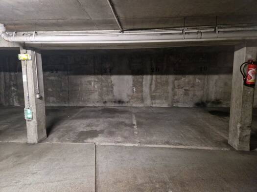 Parking à vendre 250 000 € 125 m² Vaugirard-Parc des Expositions Paris 15ème arrondissement 75015