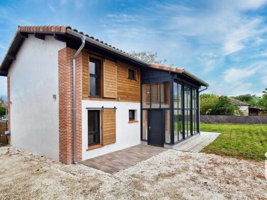 Maison à vendre 235 000 € 5 pièces 4 chambres 126 m² 581 m² de terrain Garganvillar 82100