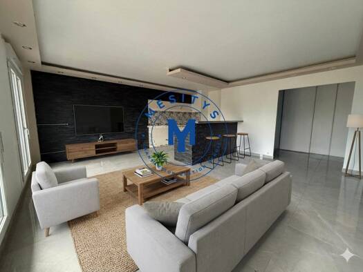 Appartement à vendre 65 000 € 4 pièces 3 chambres 80 m² Étage 3/6 Montreynaud Saint-Étienne 42100