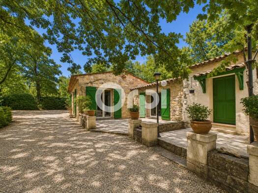 Maison à vendre 599 000 € 4 pièces 3 chambres 119,34 m² 5 101 m² de terrain Tourrettes 83440