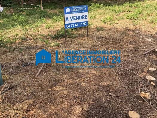 Terrain constructible à vendre 32 000 € 410 m² de terrain Bas-en-Basset 43210