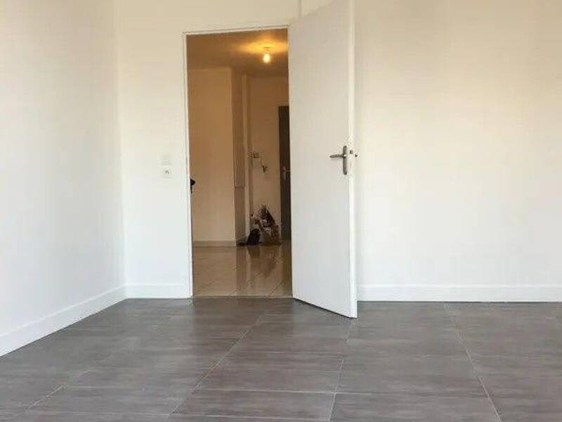 Maison à louer, 27m², COURCOURONNES