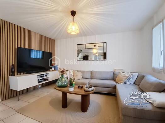 Maison à vendre 239 000 € 3 pièces 2 chambres 60 m² 26 m² de terrain Épiais-lès-Louvres 95380