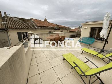 Maison à louer 840 € 5 pièces 4 chambres 125 m² Châteauneuf-du-Pape 84230