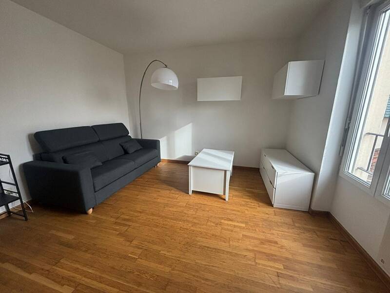 Maison à louer, 20m², SAINT MAUR DES FOSSES
