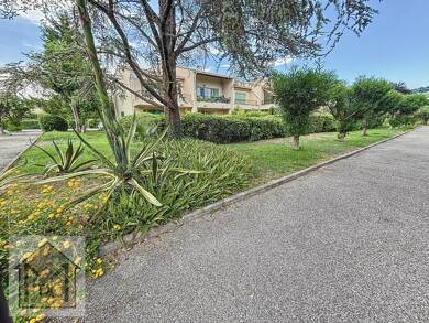 Duplex à vendre 199 500 € 2 pièces 1 chambre 40 m² Dernier étage, Étage 1/1 Sud Pégomas 06580