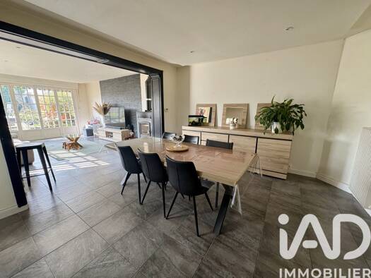 Maison à vendre 269 000 € 8 pièces 7 chambres 166 m² Croisilles 62128