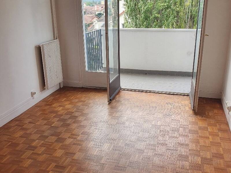 Maison à louer, 32m², SAINT MAUR DES FOSSES