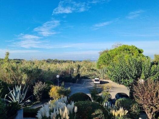 Appartement à louer 632 € 1 pièce 21,5 m² 1er étage dès le 23/04/2026 Sanary-sur-Mer 83110