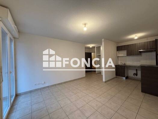 Appartement à louer 644 € 3 pièces 2 chambres 52 m² Étage 1/2 La Rivière-Saint-Sauveur 14600