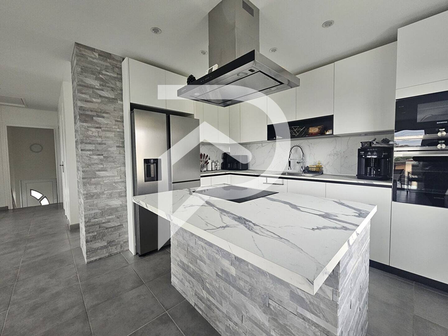 Maison à vendre, 137m², NIEVROZ