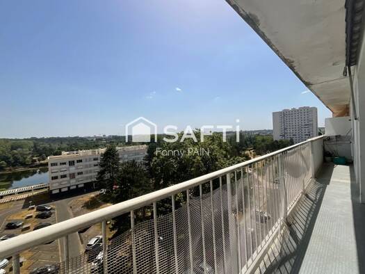 Appartement à vendre 149 000 € 4 pièces 2 chambres 85 m² 8ème étage Rives du Cher Tours 37000