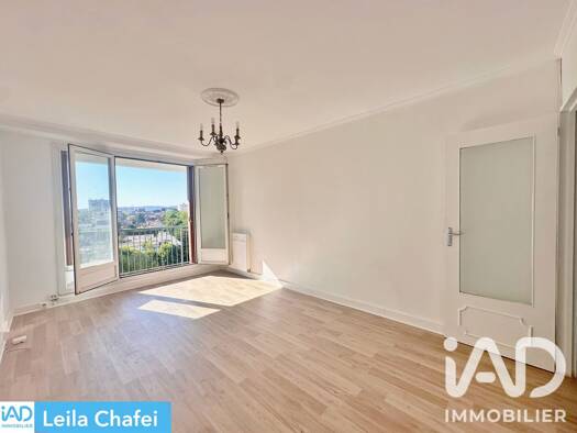 Appartement à vendre 139 500 € 3 pièces 2 chambres 65 m² Étage 5/13 Rubis Longjumeau 91160