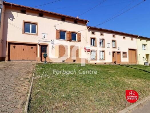 Maison à vendre 200 000 € 4 pièces 3 chambres 250 m² 886 m² de terrain Adelange 57380