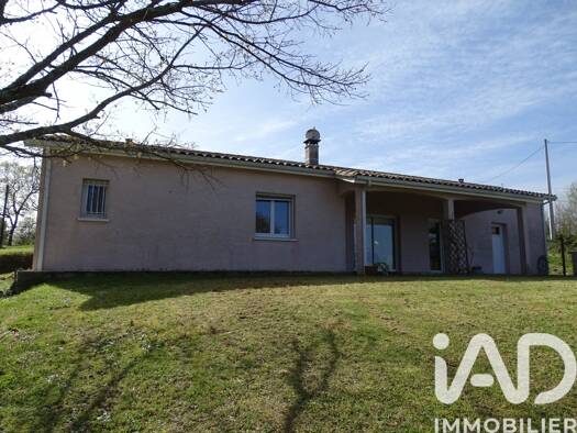 Maison à vendre 195 000 € 4 pièces 3 chambres 105 m² 2 371 m² de terrain Miramont-de-Guyenne 47800