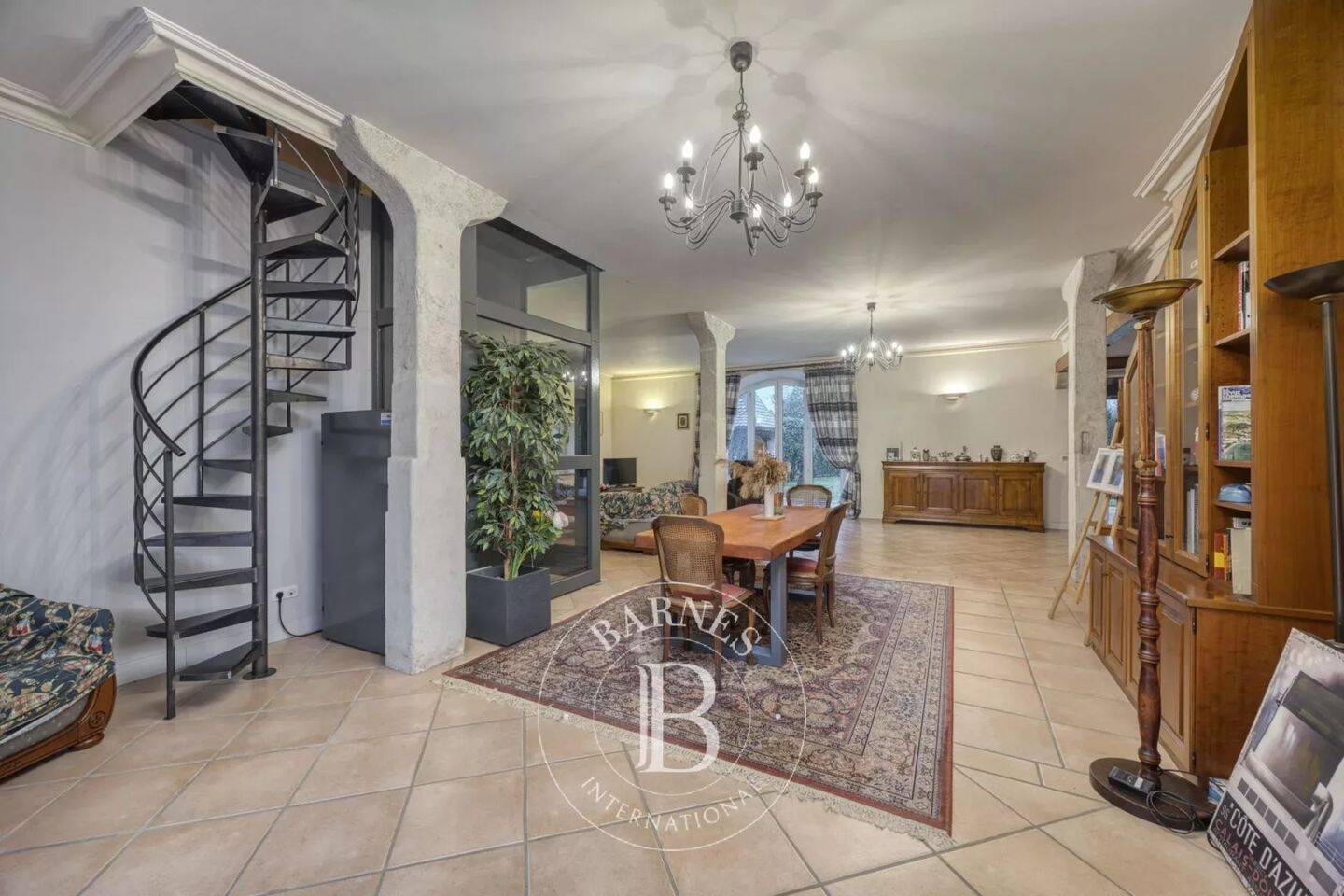 Maison à vendre, 341m², SAINT JEAN DE GONVILLE