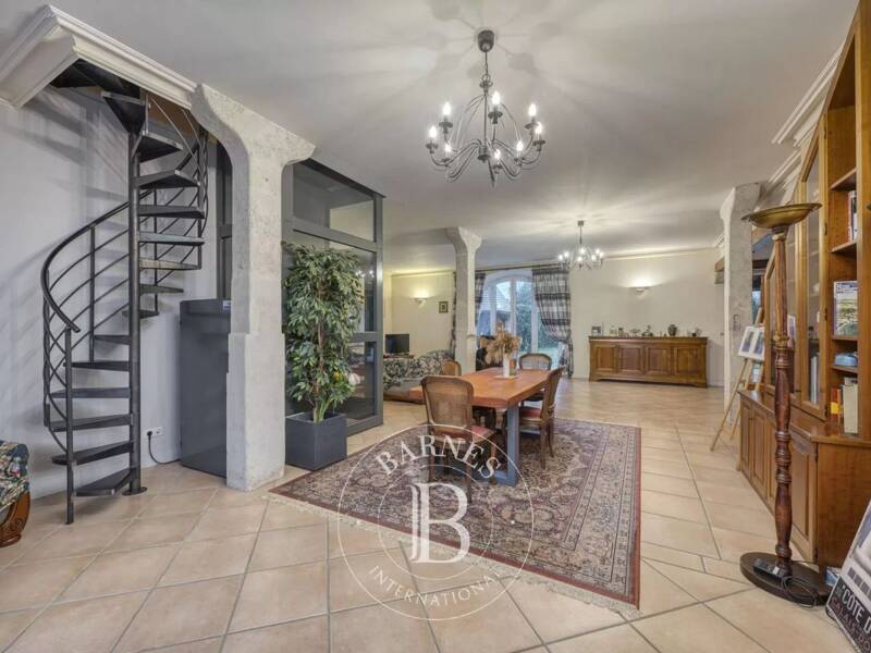 Maison à vendre, 341m², SAINT JEAN DE GONVILLE