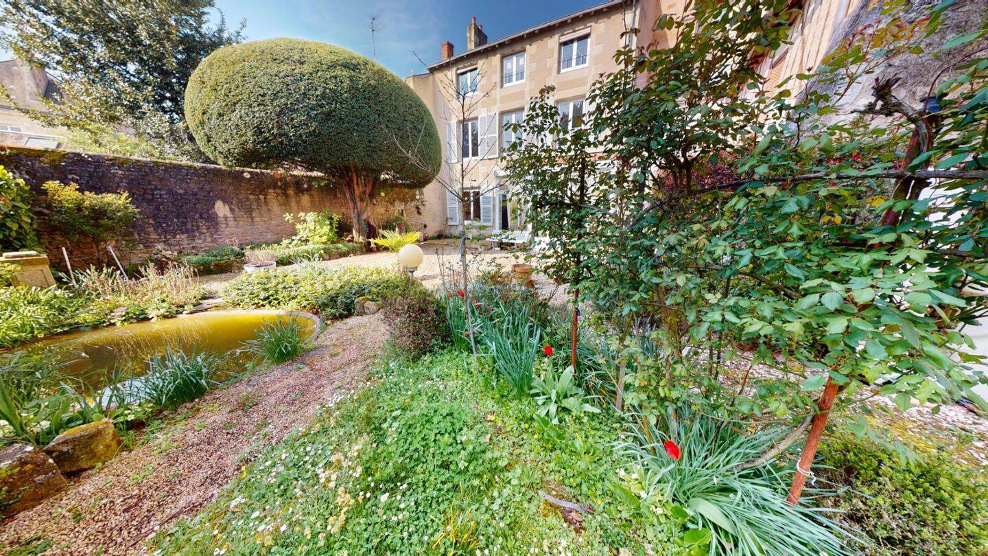 Maison à vendre, 230m², POITIERS