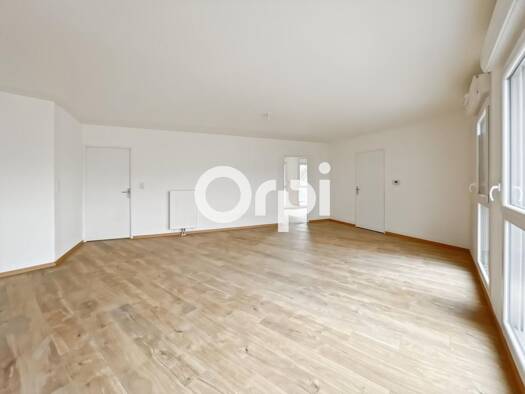 Appartement à vendre 250 000 € 3 pièces 2 chambres 73 m² Étage 2/2 Est Saint-Laurent-Blangy 62223