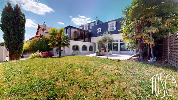 Maison à vendre 1 290 000 € 7 pièces 5 chambres 526 m² 724 m² de terrain Les Baudemons Thiais 94320