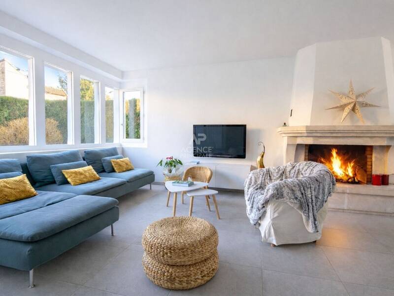 Maison à vendre, 153m², LE MESNIL LE ROI