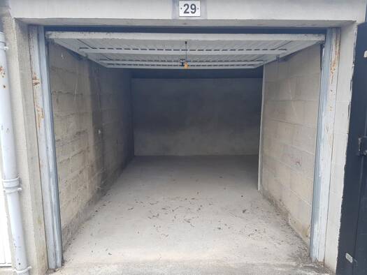 Parking à louer 62 € 12 m² Reims 51100