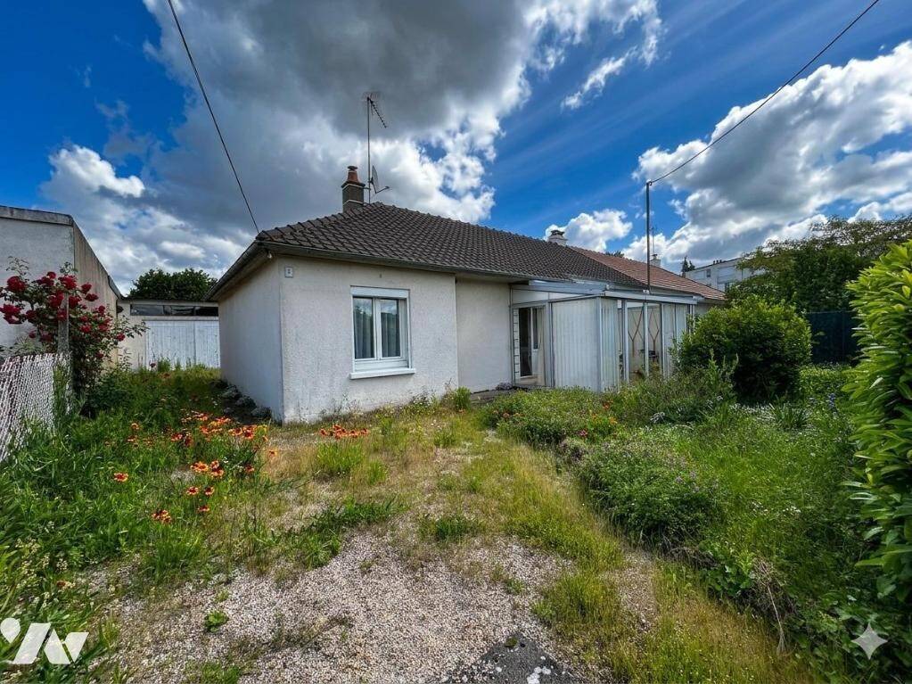 Maison à vendre, 0m², SAINT JEAN DE LA RUELLE