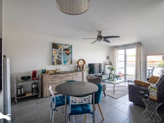 Appartement à vendre 187 400 € 3 pièces 2 chambres 64,85 m² Étage 2/3 Fenouillet 31150