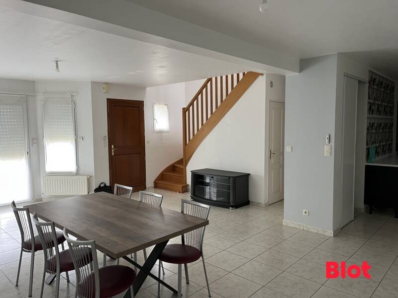 Maison à louer, 137m², ACIGNE