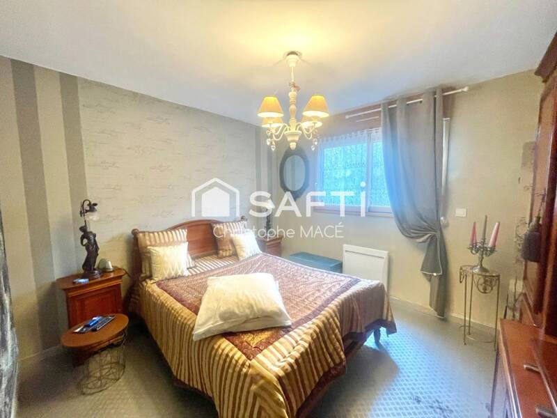 Maison à vendre, 136m², SAINT BERTHEVIN