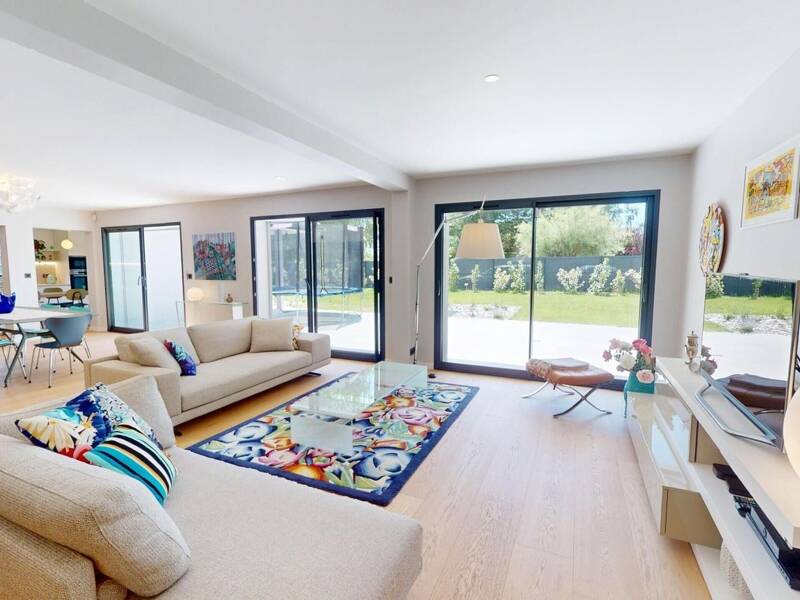 Maison à louer, 262m², PREVESSIN MOENS