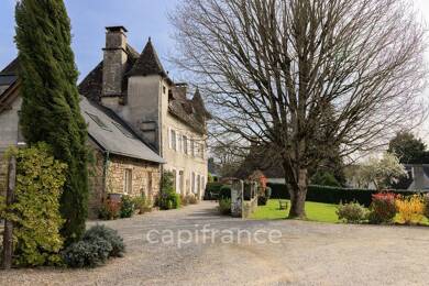 Château à vendre 550 000 € 11 pièces 7 chambres 265 m² 3 000 m² de terrain Argentat-sur-Dordogne 19400