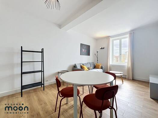 Appartement à vendre 186 000 € 3 pièces 2 chambres 51 m² Étage 2/2 Centre Nord Oullins-Pierre-Bénite 69600