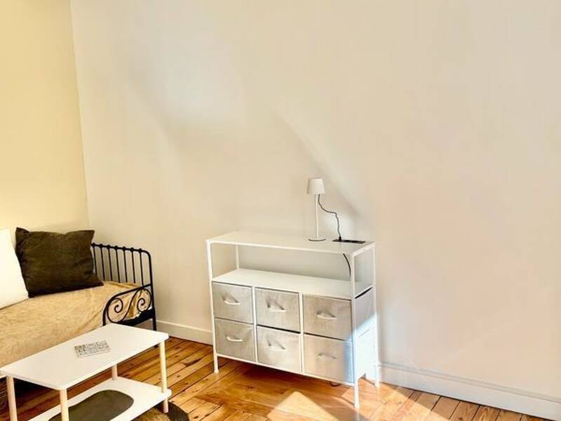 Maison à louer, 18m², PARIS 17E