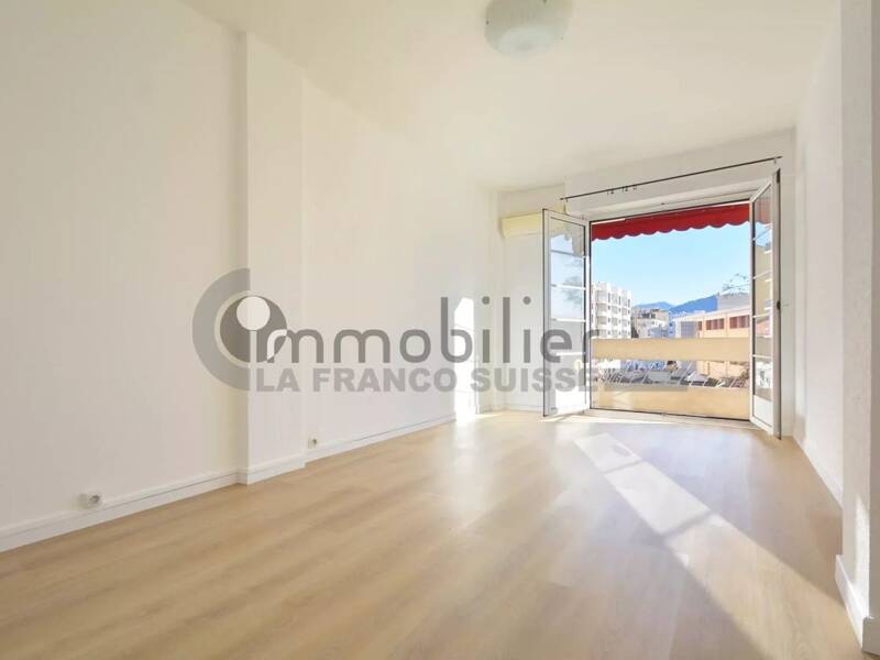 Maison à louer, 42m², NICE