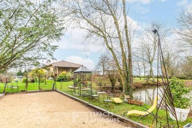 Maison à vendre - Neuf 599 000 € 10 pièces 5 chambres 290 m² 6 500 m² de terrain Saint Etienne sur Reyssouze 01190