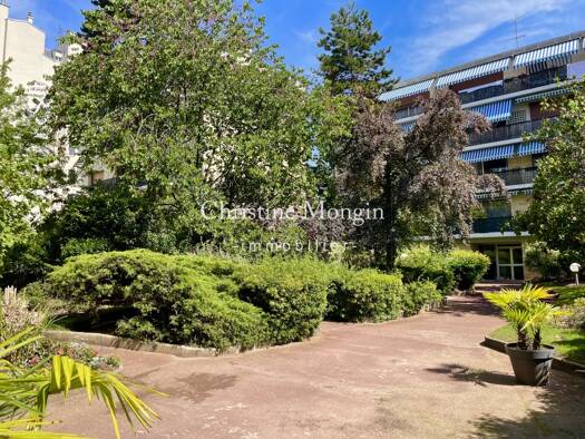 Appartement à vendre 1 260 000 € 5 pièces 3 chambres 109,14 m² Étage 1/4 Parc d'Orléans Neuilly-sur-Seine 92200