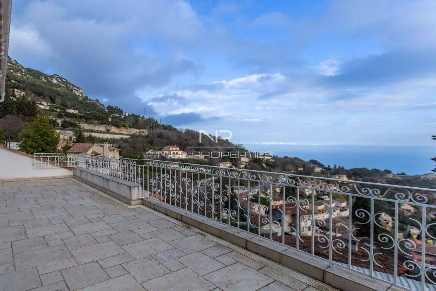 Maison à vendre, 237m², LA TURBIE