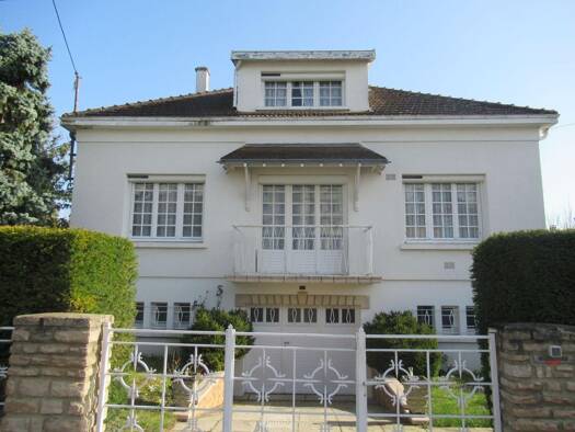 Maison à vendre 219 060 € 6 pièces 5 chambres 112 m² 552 m² de terrain Pont-Sainte-Marie 10150