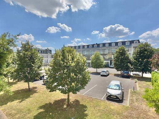Appartement à vendre 169 000 € 2 pièces 1 chambre 50 m² Étage 1/3 Centre Ville Athis Mons 91200