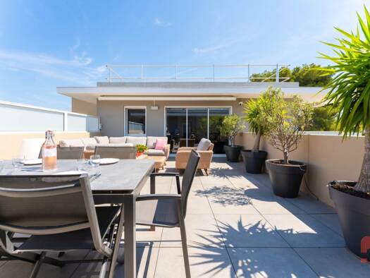 Appartement à vendre 725 000 € 5 pièces 4 chambres 131 m² RDC Les Trois Lucs Marseille 12ème 13012