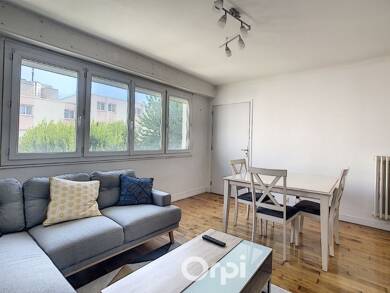 Appartement à louer 360 € 4 pièces 3 chambres 1er étage Le Manio-Kerentrech Lorient 56100