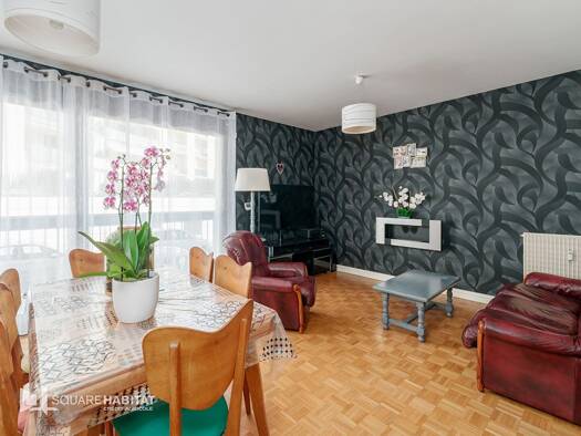 Appartement à vendre 135 000 € 3 pièces 2 chambres 67,83 m² RDC/4 Les Bains-République Vichy 03200