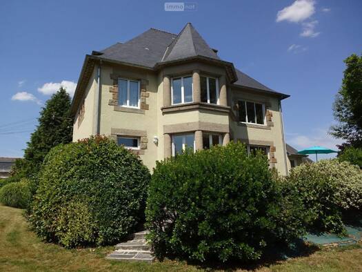 Maison à vendre 471 600 € 8 pièces 6 chambres 267 m² 1 902 m² de terrain Orieres-Ecartelee Fougères 35300