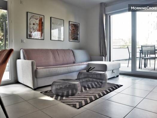 Appartement à louer 3 300 € 3 pièces 2 chambres 78 m² disponible dès maintenant Charréard Vénissieux 69200