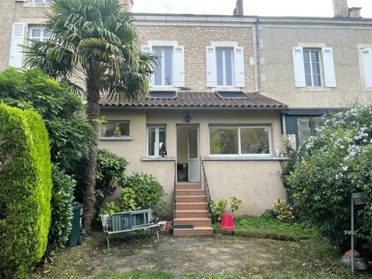 Maison en viager Bouquet 134 000 € 1 pièce 1 chambre 150 m² 250 m² de terrain Perigueux 24000