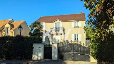 Maison à vendre - Neuf 820 000 € 8 pièces 5 chambres 184 m² 567 m² de terrain Les Sources-Le Stade Soisy sous Montmorency 95230