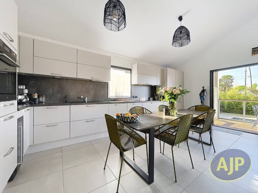 Maison à vendre, 106m², GUJAN MESTRAS