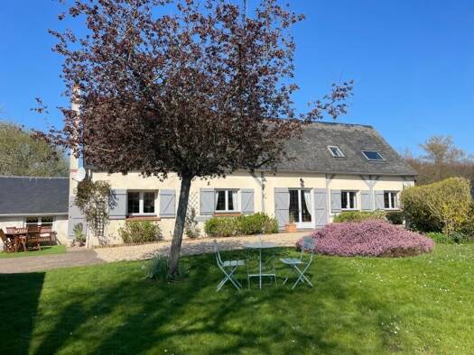 Maison à vendre 350 000 € 6 pièces 4 chambres 137 m² 1 006 m² de terrain Daubeuf Pres Vatteville 27430